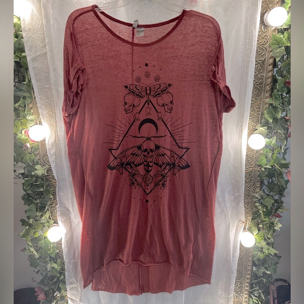 Divided Distressed Graphic Tunic S-L